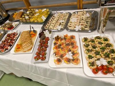 zdjecie catering deska jedzenie